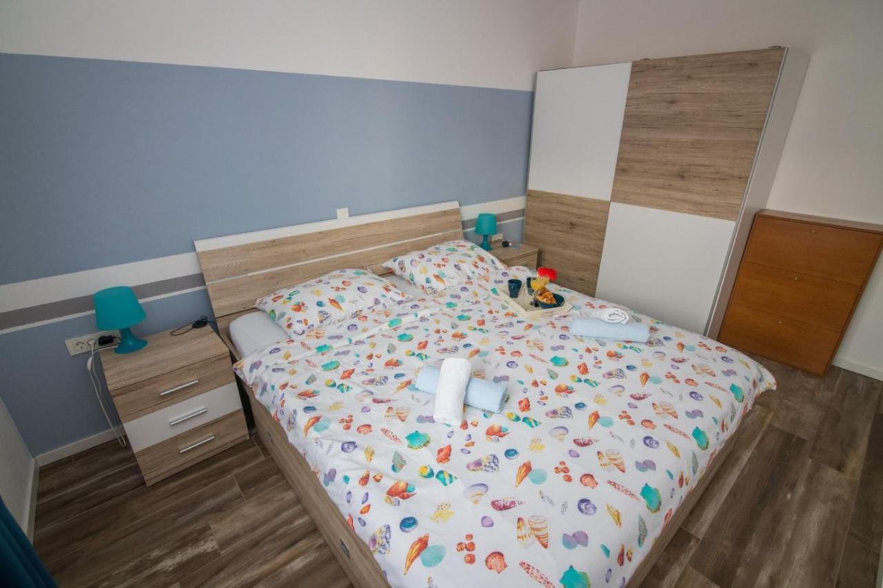 Apartment Traversa Novaglia Esterno foto